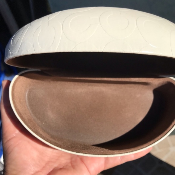 Coach Sunglasses Case - Picture 3 of 6